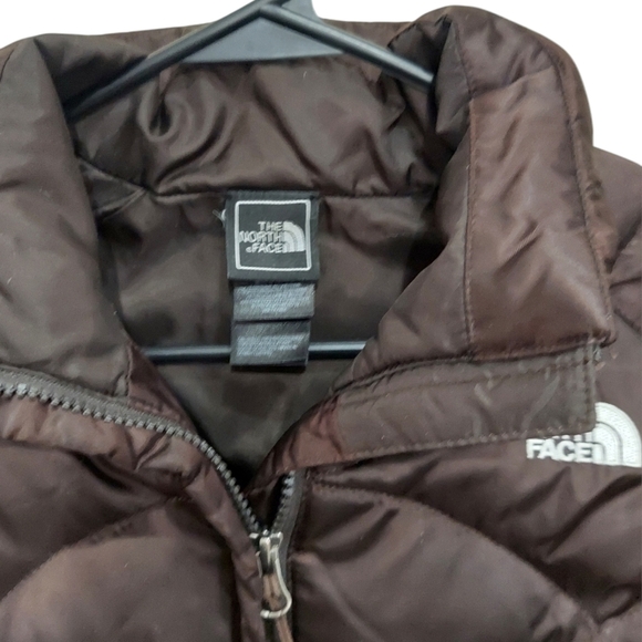 The North Face Satin 550 Goose-Down Quilted Puffer Jacket - Picture 3 of 9